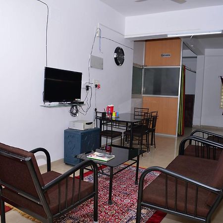 Tranquil Hospitality Hotel Бхубанешвар Екстериор снимка