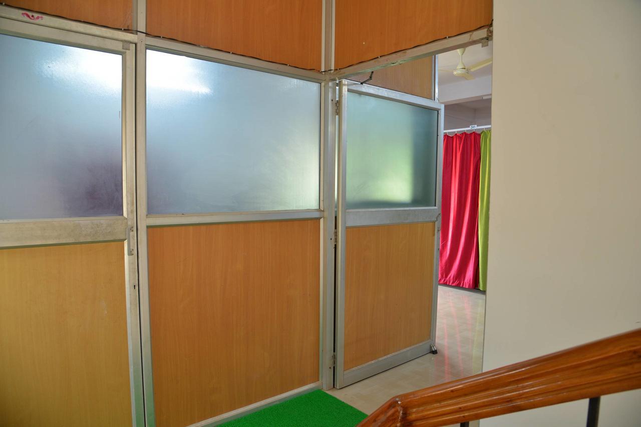 Tranquil Hospitality Hotel Бхубанешвар Екстериор снимка